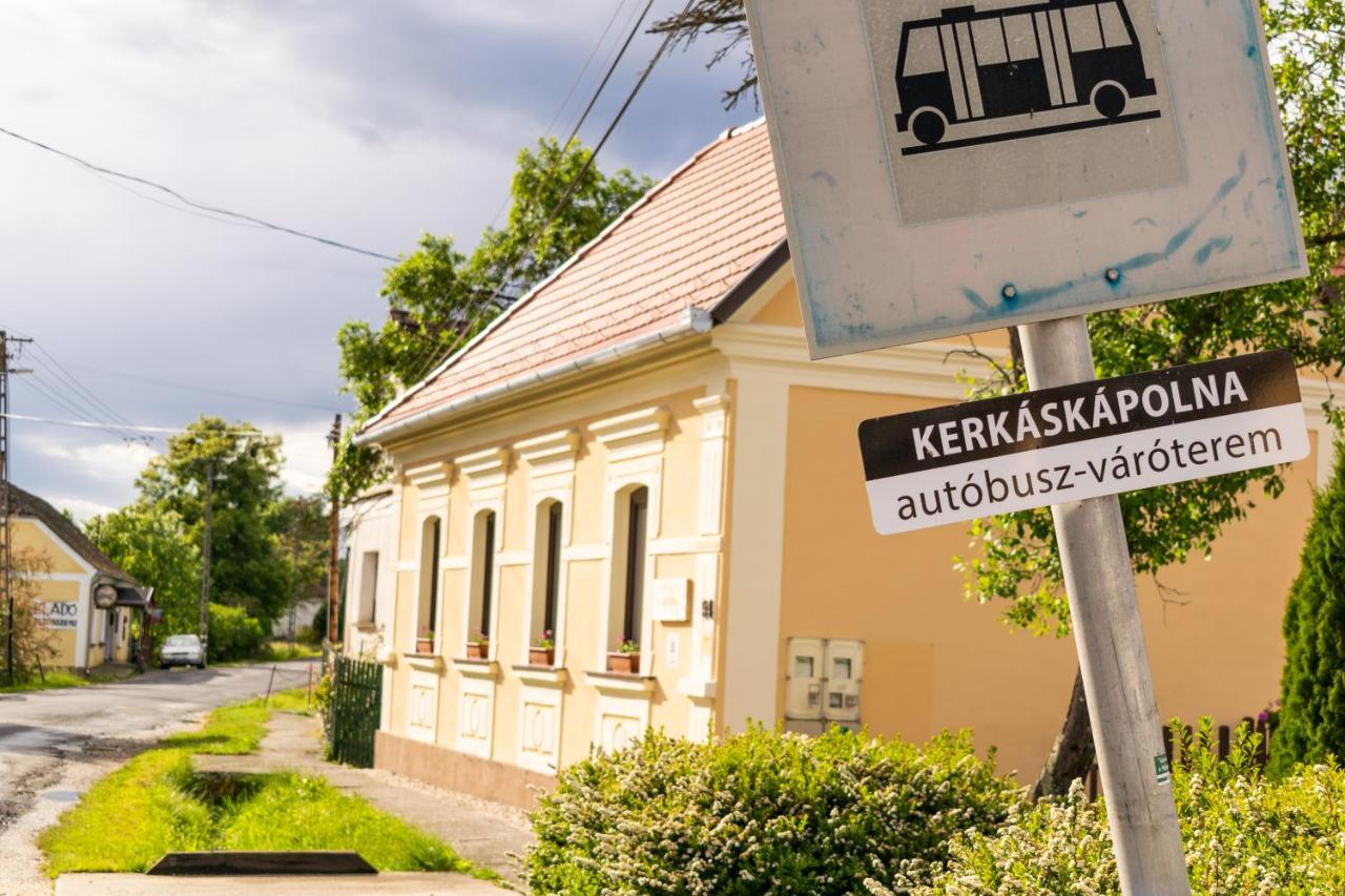 Kapolna Vendeghaz Διαμέρισμα Kerkaskapolna Εξωτερικό φωτογραφία